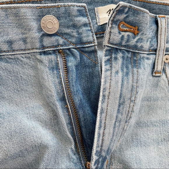 Madewell Perfect Summer Jean Ankle Mom Jean in Fitzgerald Wash. - Picture 8 of 10